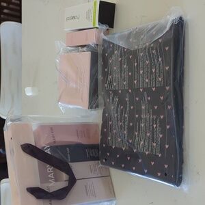 Set 2 - Mary Kay timewise deluxe set & free roll up bag